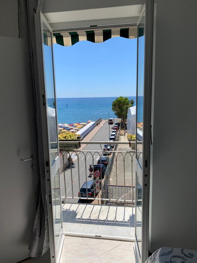 Hotel Aurora Varazze Εξωτερικό φωτογραφία